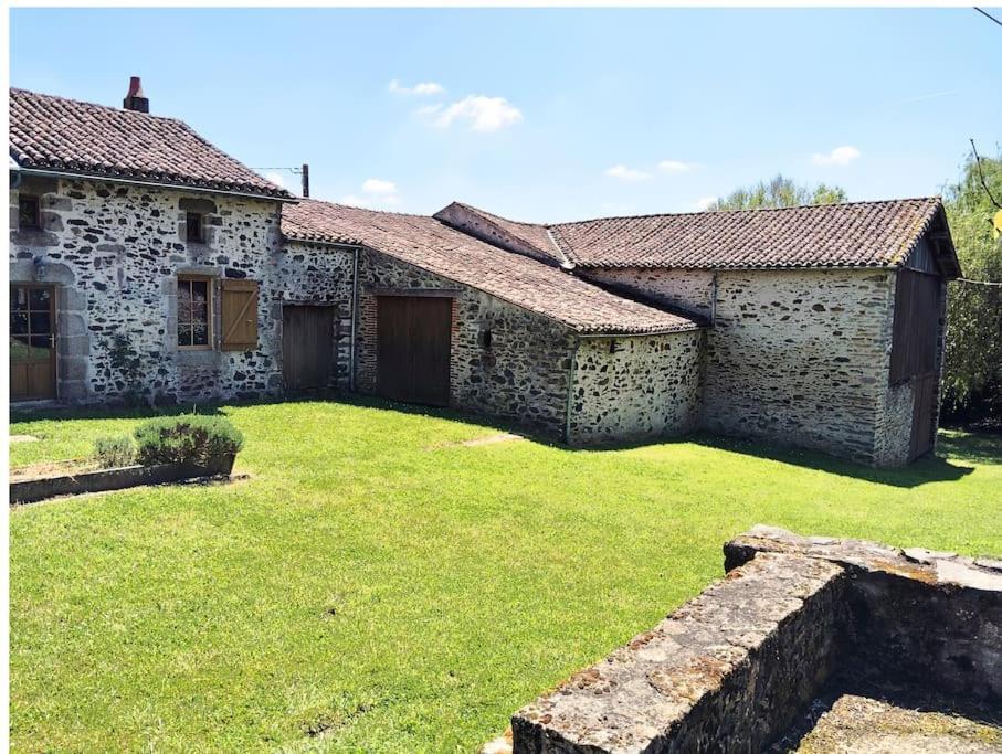 La Longere Du Plessis Mornay, 30 Min Du Puy Du Fo, Wifi, Parking, Jardin La Foret-sur-Sevre